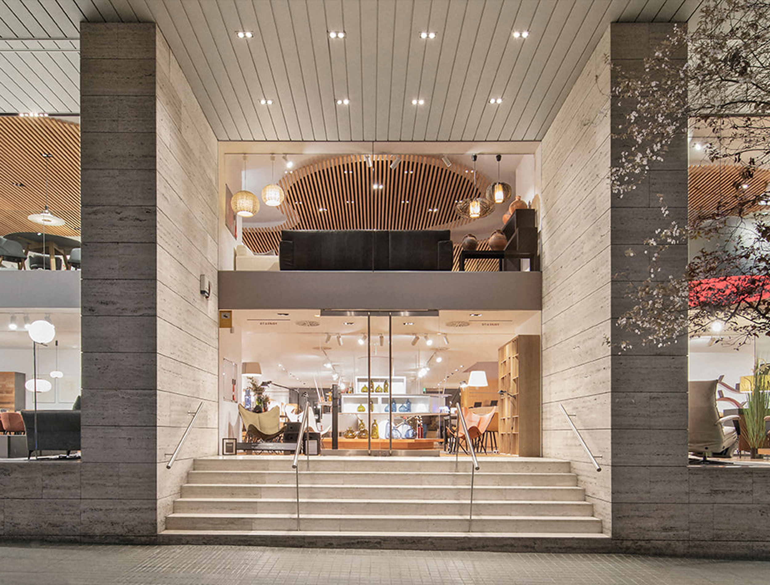 Tienda-Muebles-Iluminacion-Calle-Santa-Amelia-Barcelona-Pilma